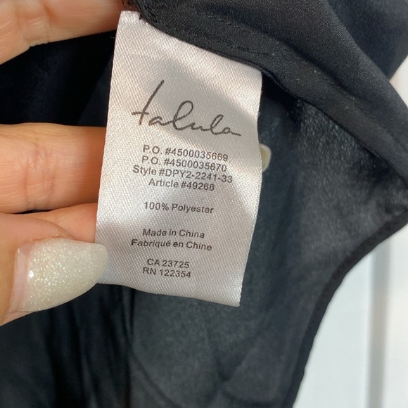 💚 Talula | Black Lace Trim Cami Top - Adjustable Straps - medium - Picture 4 of 7